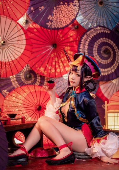 扒下小娇妻的内裤打屁股小说_高清在线播放