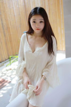 短裙小sao货撅起屁股扒开_高清电影免费在线