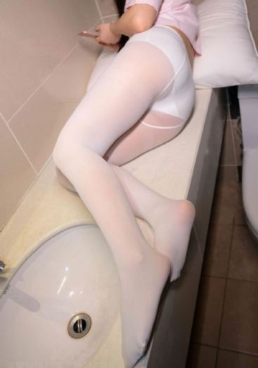 免费看av网页_BD英语高清免费观看