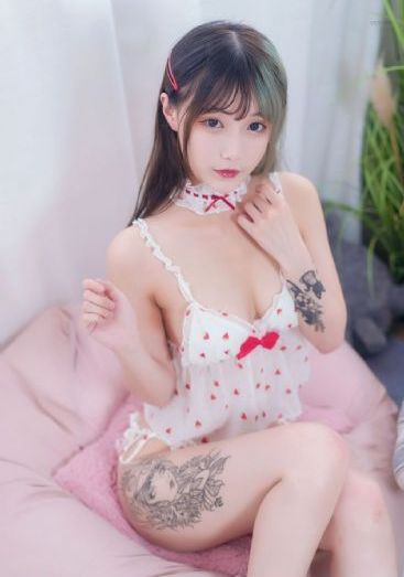 中文字幕人妻色偷偷久久综合_BD国语高清完整版播放