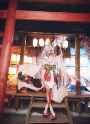 三个女大学42按摩_BD英语超清免费观看